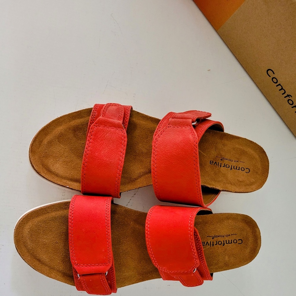 Comfortiva Sandals